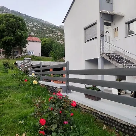 Nevistic Apartman *