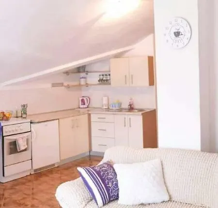 Apartment Nevistic