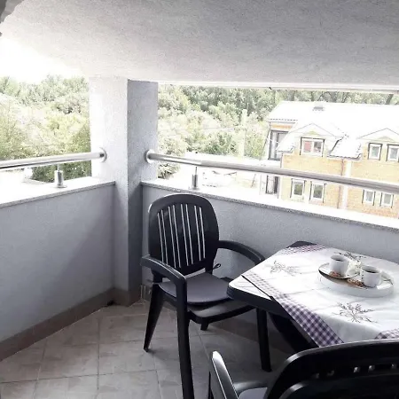 Apartment Nevistic