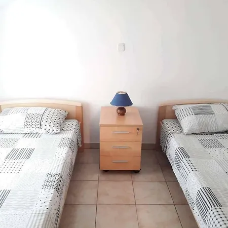 Apartment Nevistic *