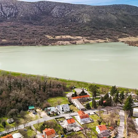 Nevistic * Tribalj (Primorsko-Goranska)