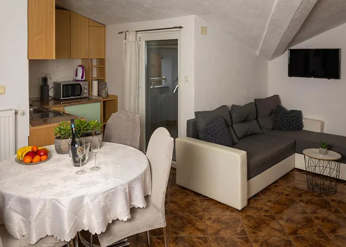 Nevistic Appartement *